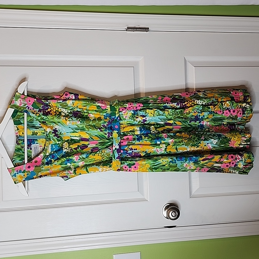 VINTAGE Tanner of North Carolina Bright Floral Scoop Neck Women's Dress Size 8